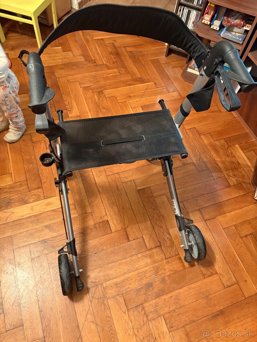 Chodítko pre Seniorov - 2