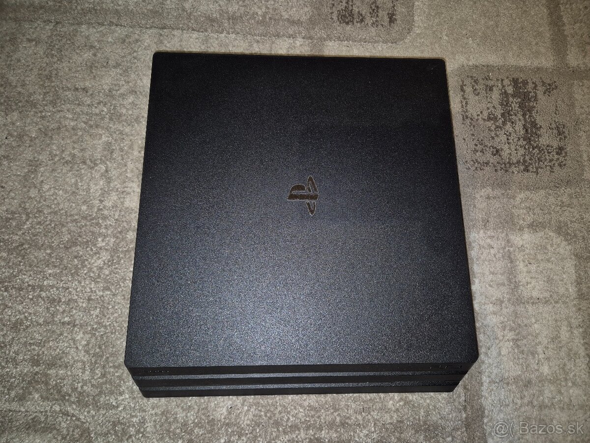 Playstation 4 Pro 1TB - 2
