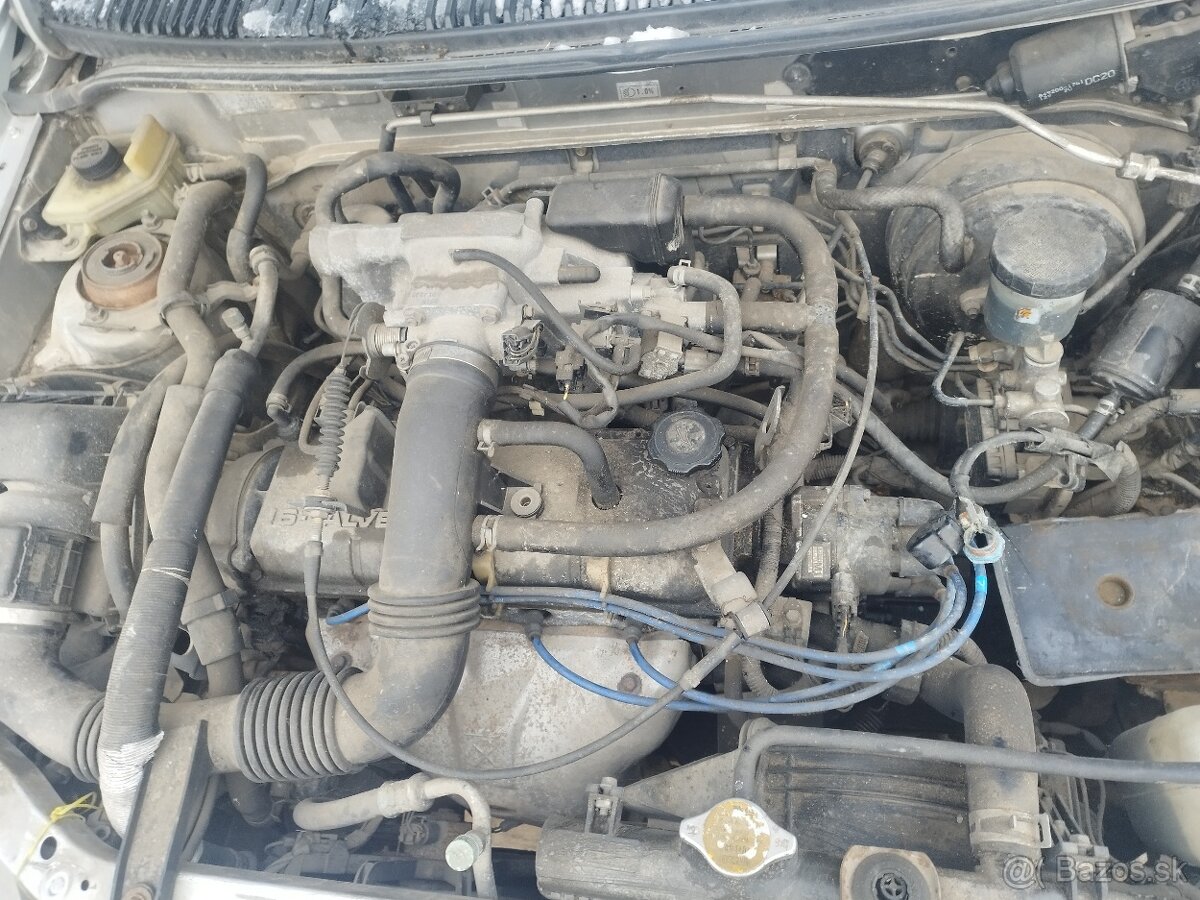 Mazda demio 1.3 benzín motor a jeho casti - 2