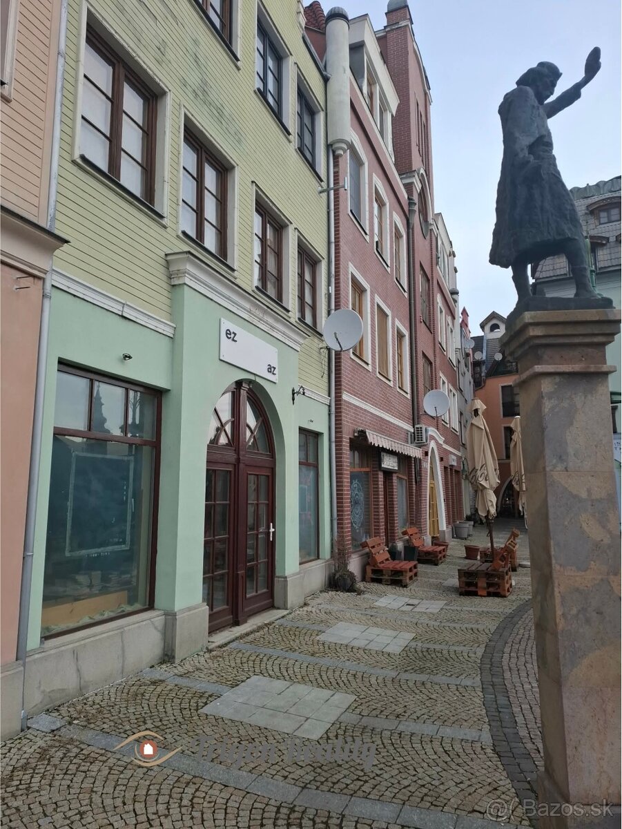 Obchodný priestor – EU Nádvorie - Komárno - 2