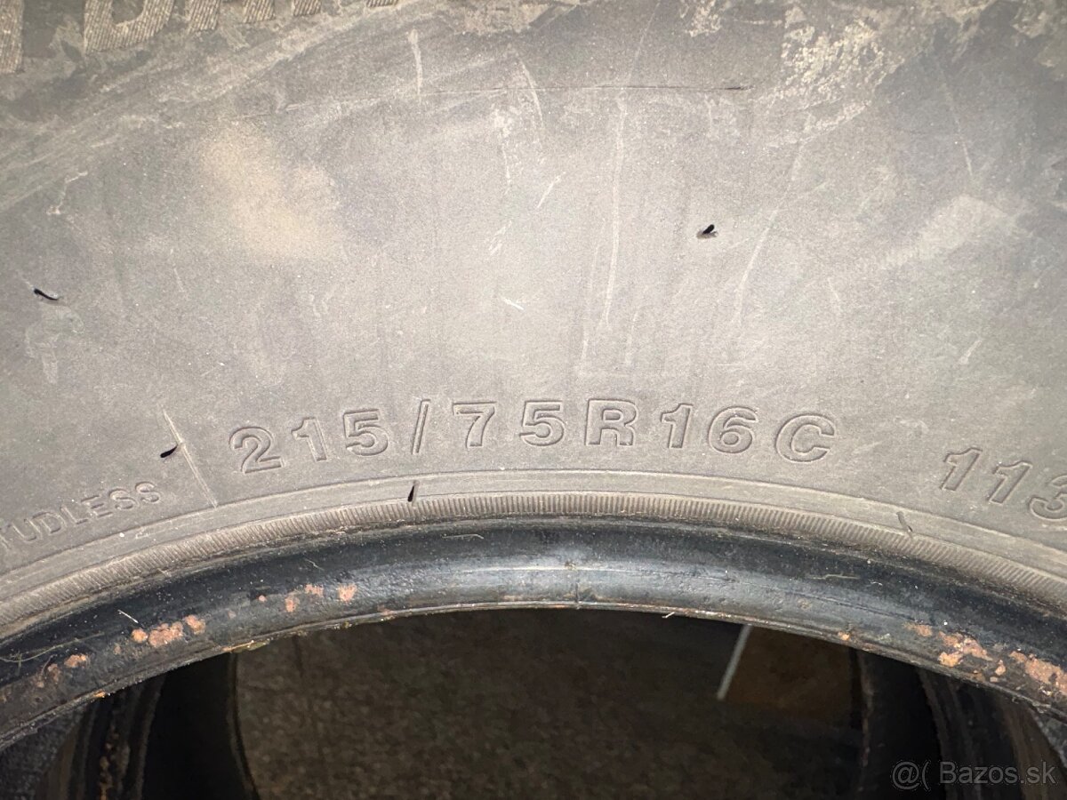 Predám 2ks pneumatik 215/75R16C - 2