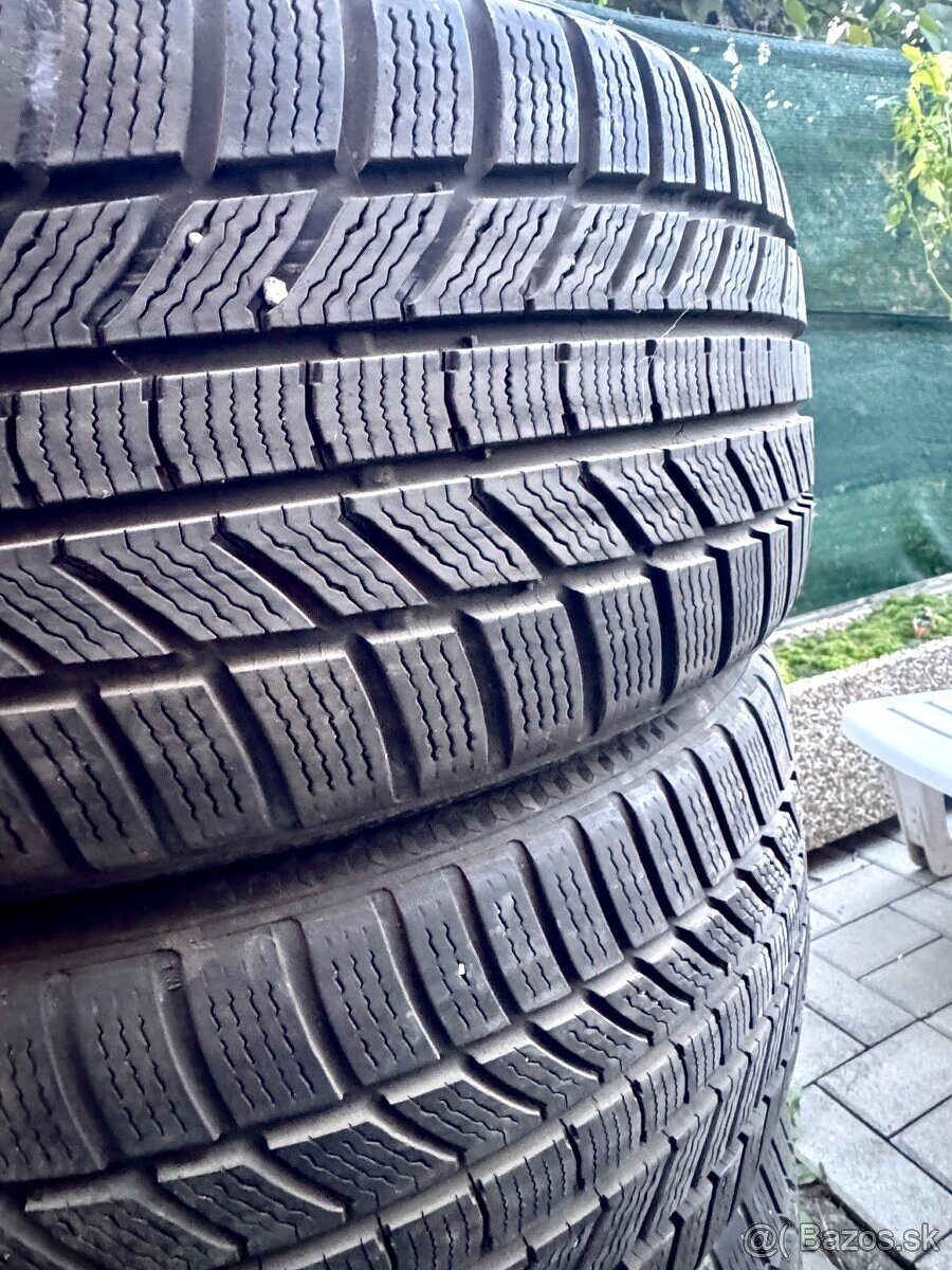 Zimné pneumatiky Continental 235/40 r19 - 2