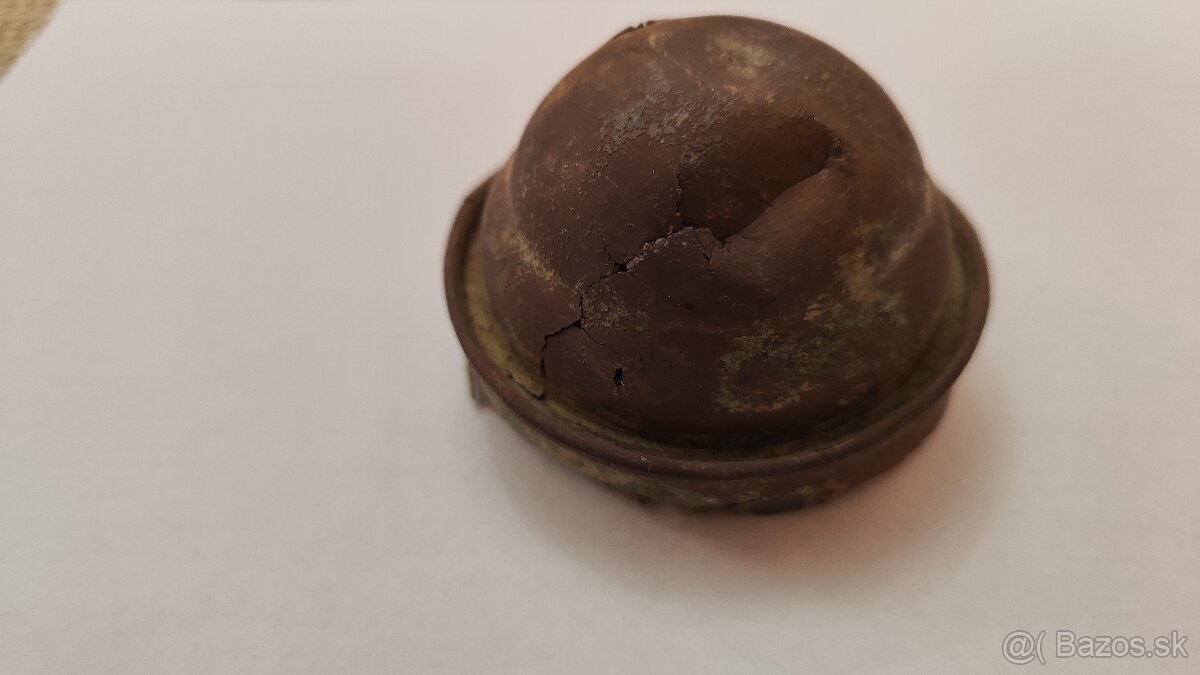 prepravne čiapočky na vojenskú delostrelecku municiu - 2