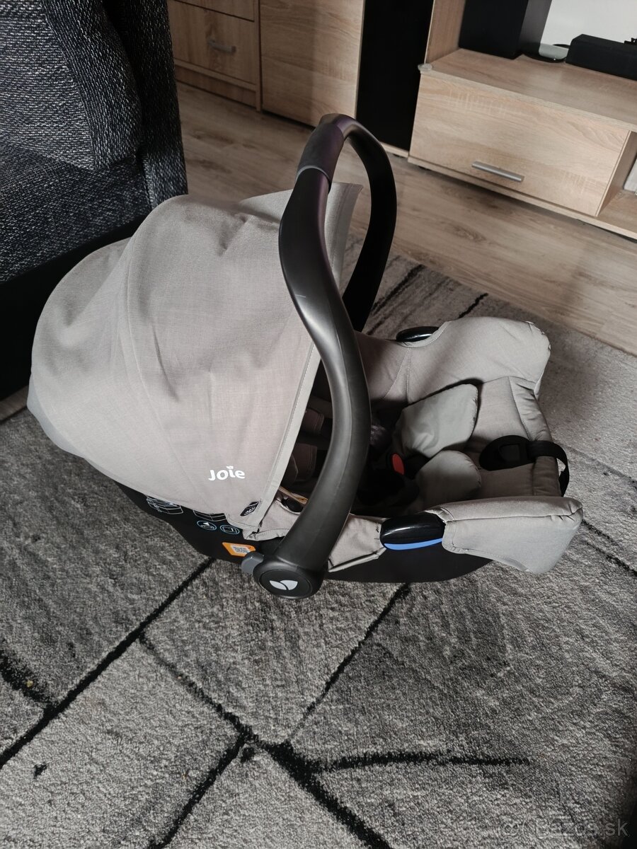 Joie autosedačk - 2