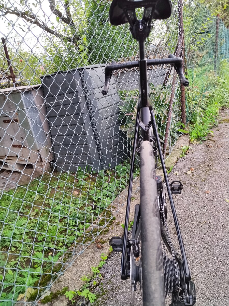 trek madone sl6 gen 8 2025 - 2