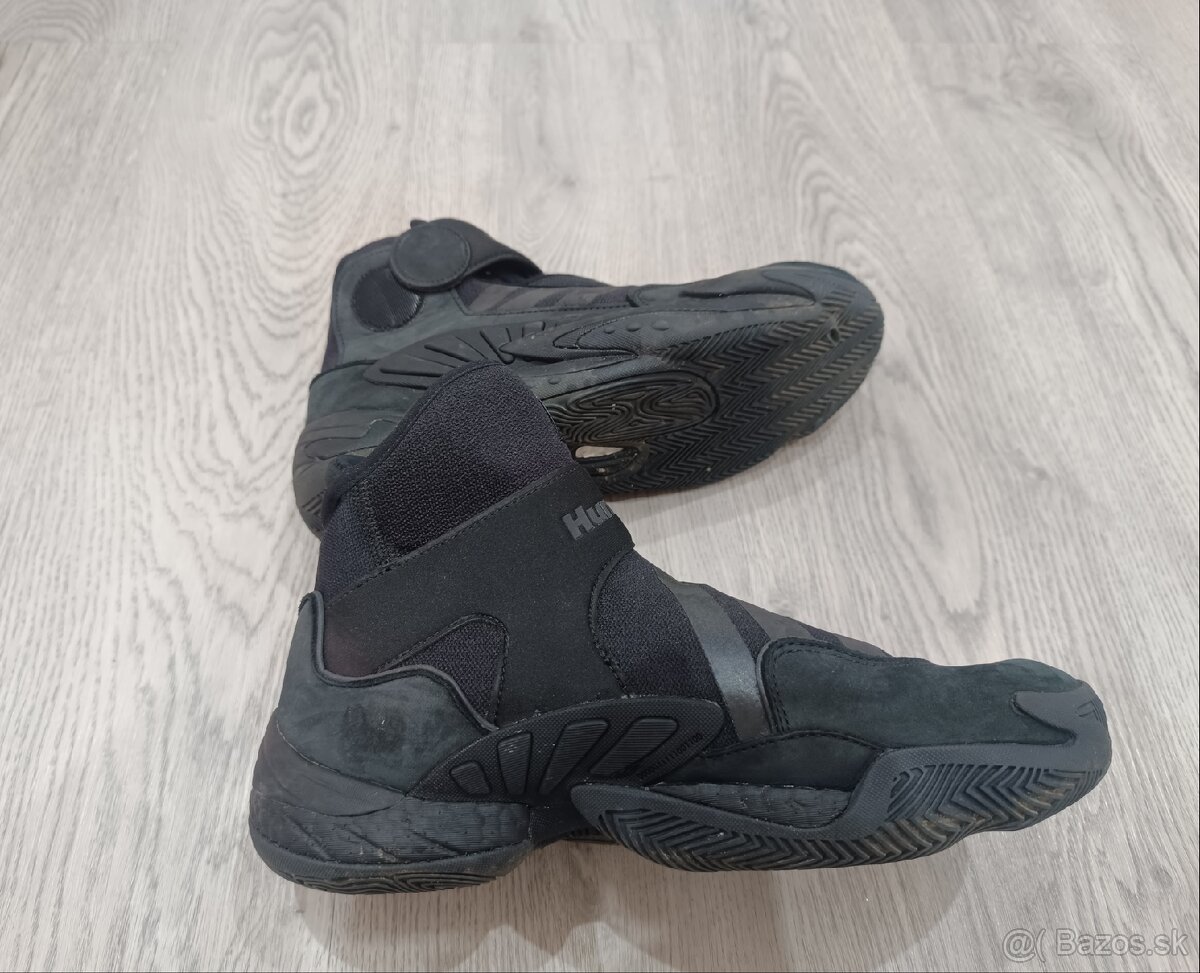 Adidas humamrace 44 - 2