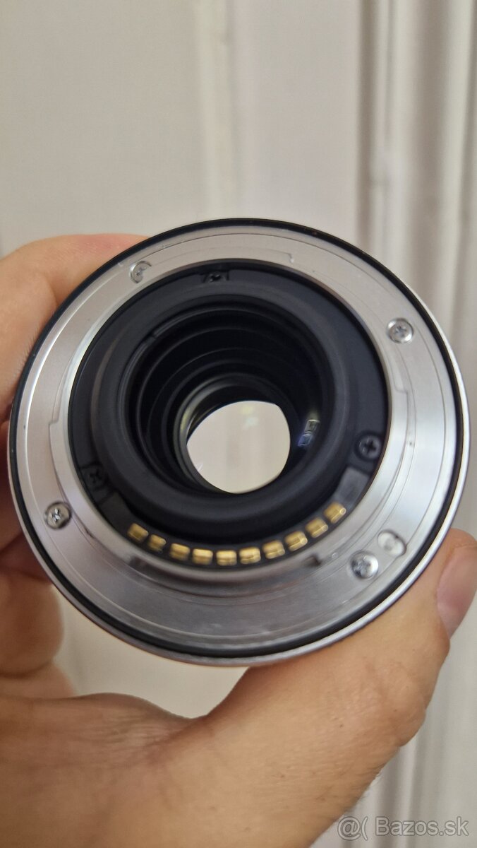 Fujifilm XF 35mm f/2R WR - 2