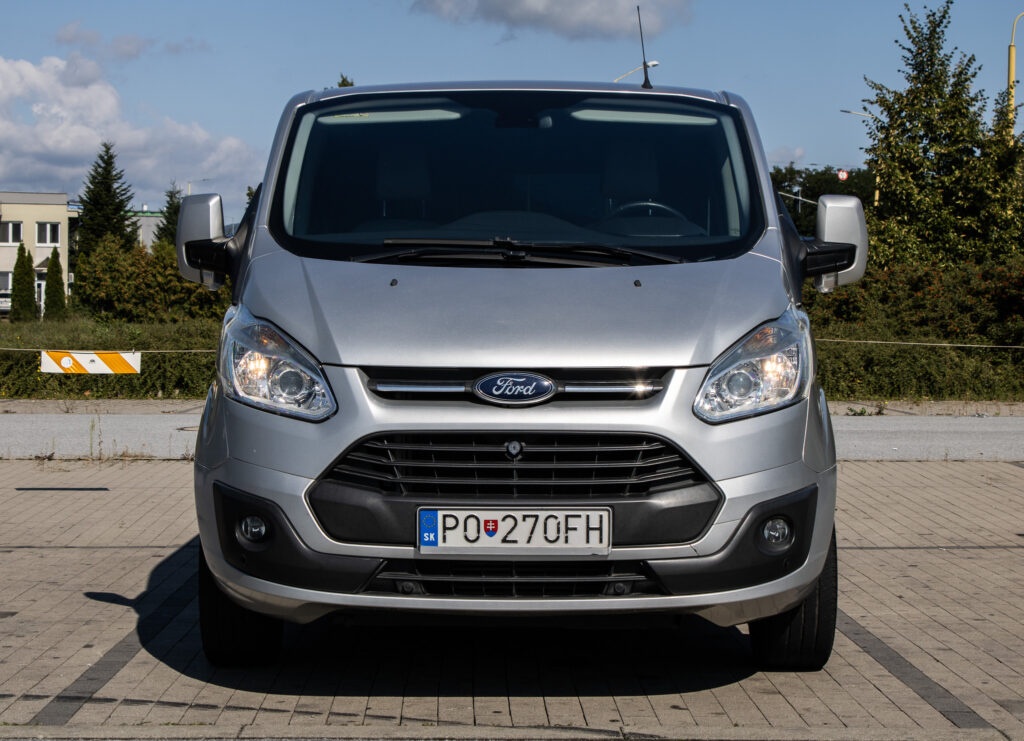 Ford Tourneo Custom 2.2 TDCi Titanium 114kW (2015) - 2