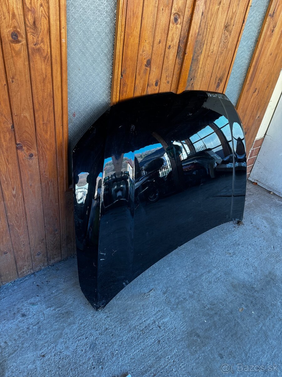 VW Golf VIII 2020- kapota - 2