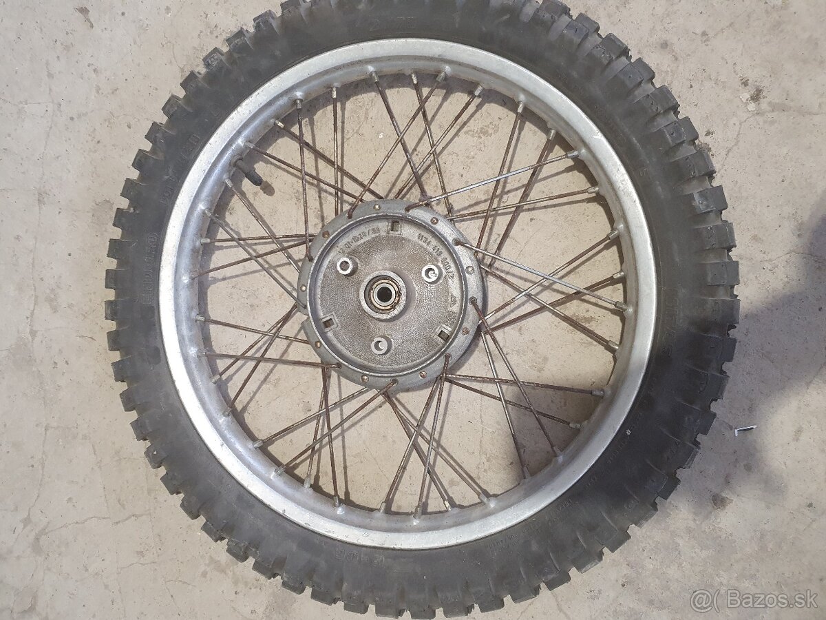 Predám náhradné diely na simson - 2