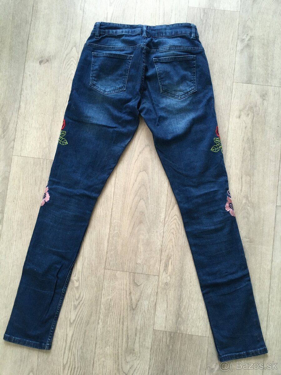 dámske rifle s výšivkou zn. HOUSE - 2