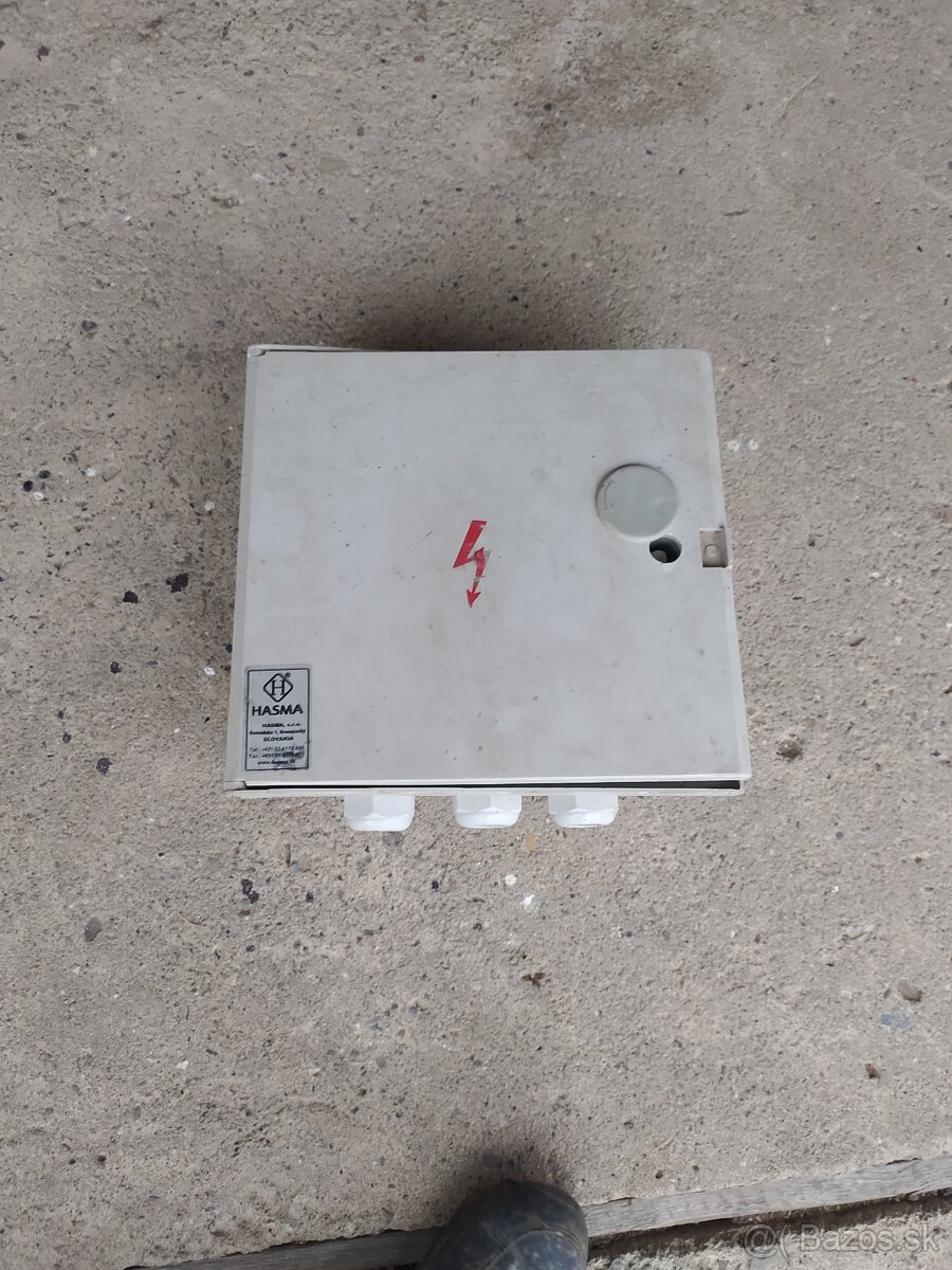 Predám elektrickú rozvodovú skrinku - 2