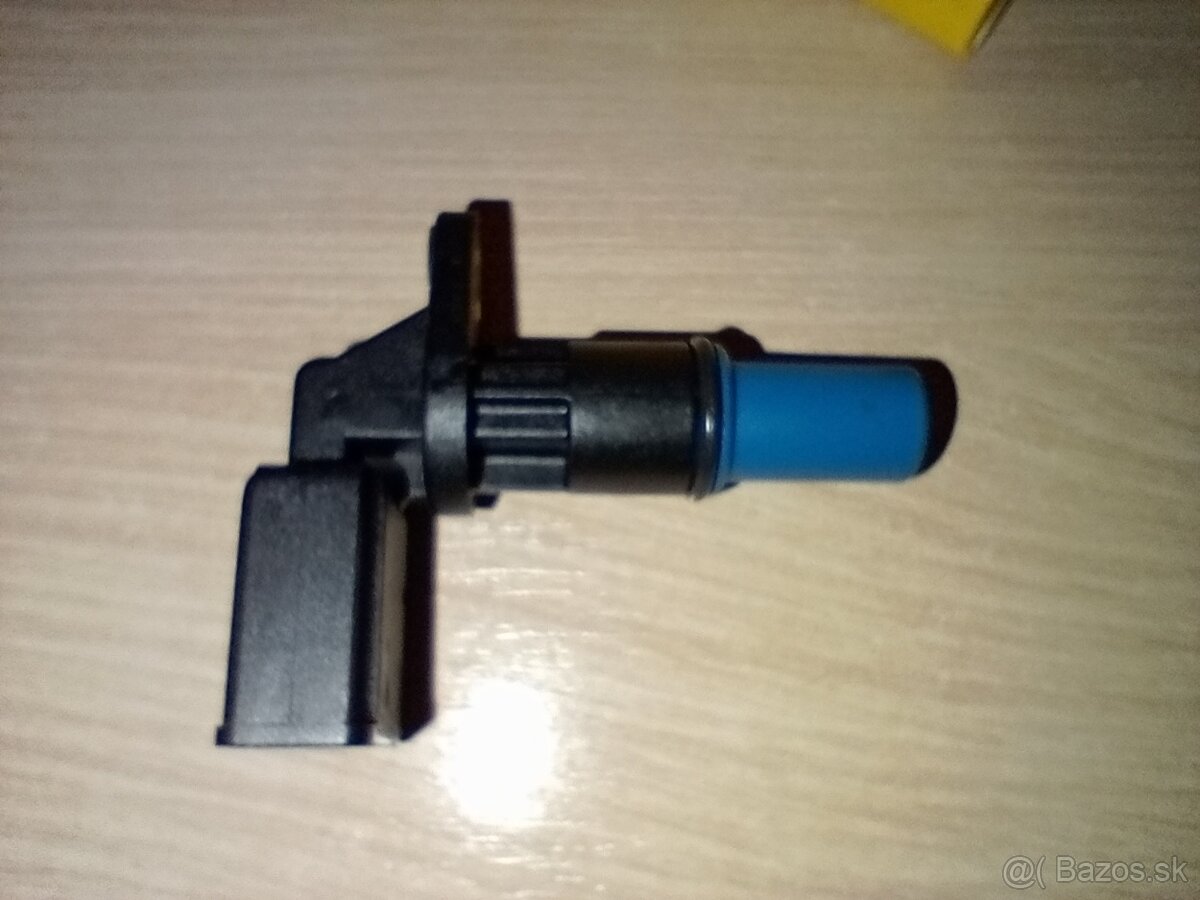 Hallov snímač polohy vačkového hriadeľa - snímač otáčok - 2