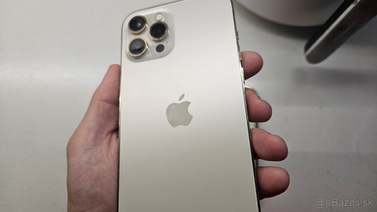 Apple iPhone 12 Pro Max 128GB - jemná puklina, nová bat. - 2