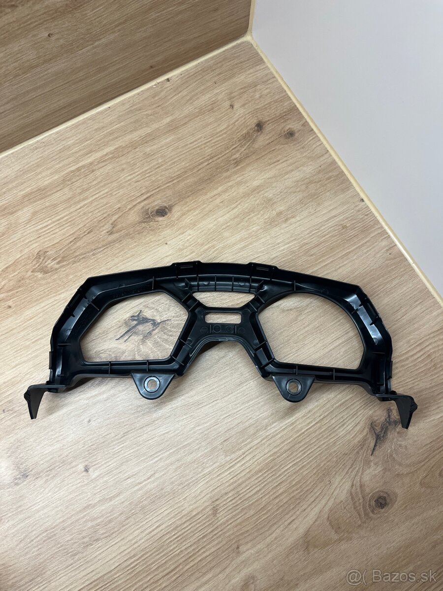 CB650F kryt budíkov - 2