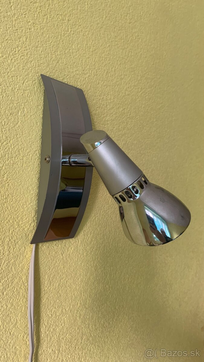 Nočná plampa na stenu - 2