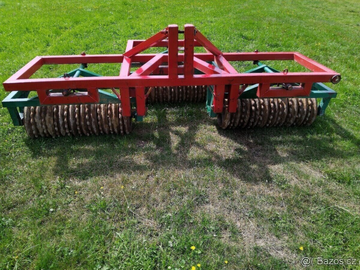 Prodám válce cambridge nesené 3,3m - 2