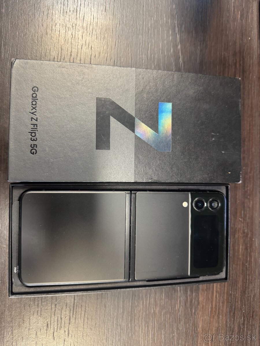 Samsung Galaxy Z Flip3 128GB - 2