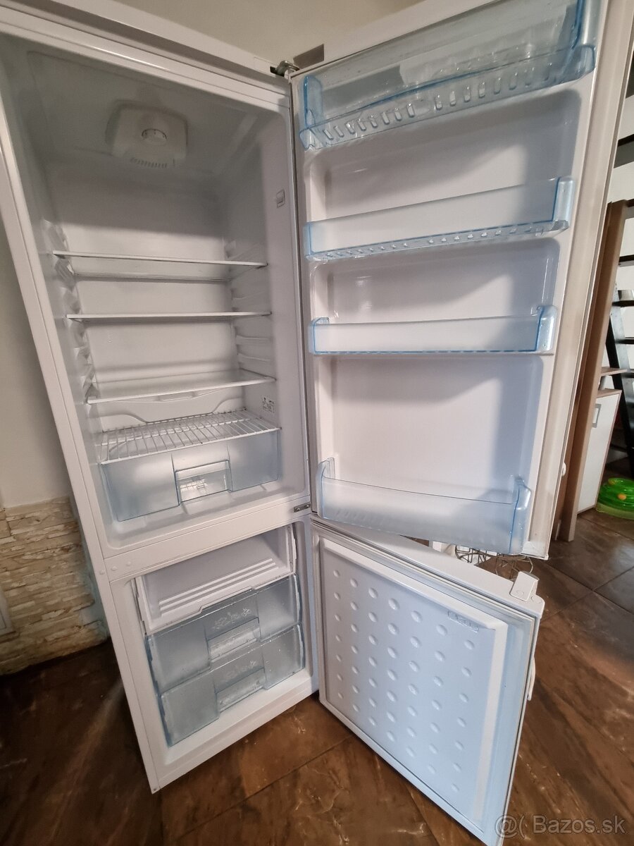 Kombinovaná chladnička s mrazničkou - 2