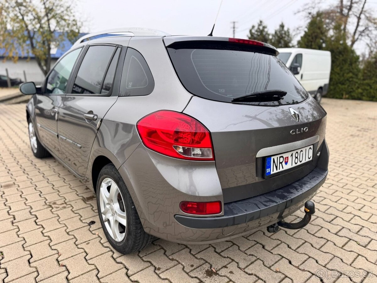 Renault Clio - 2