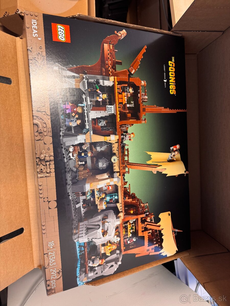 21363 - Lego Ideas The Goonies + 40773 - 2