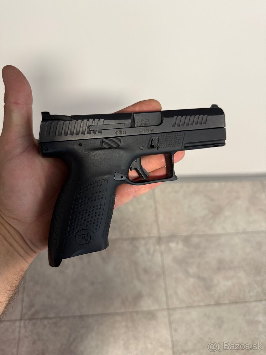 Pištoľ ČZ P10 C - 2