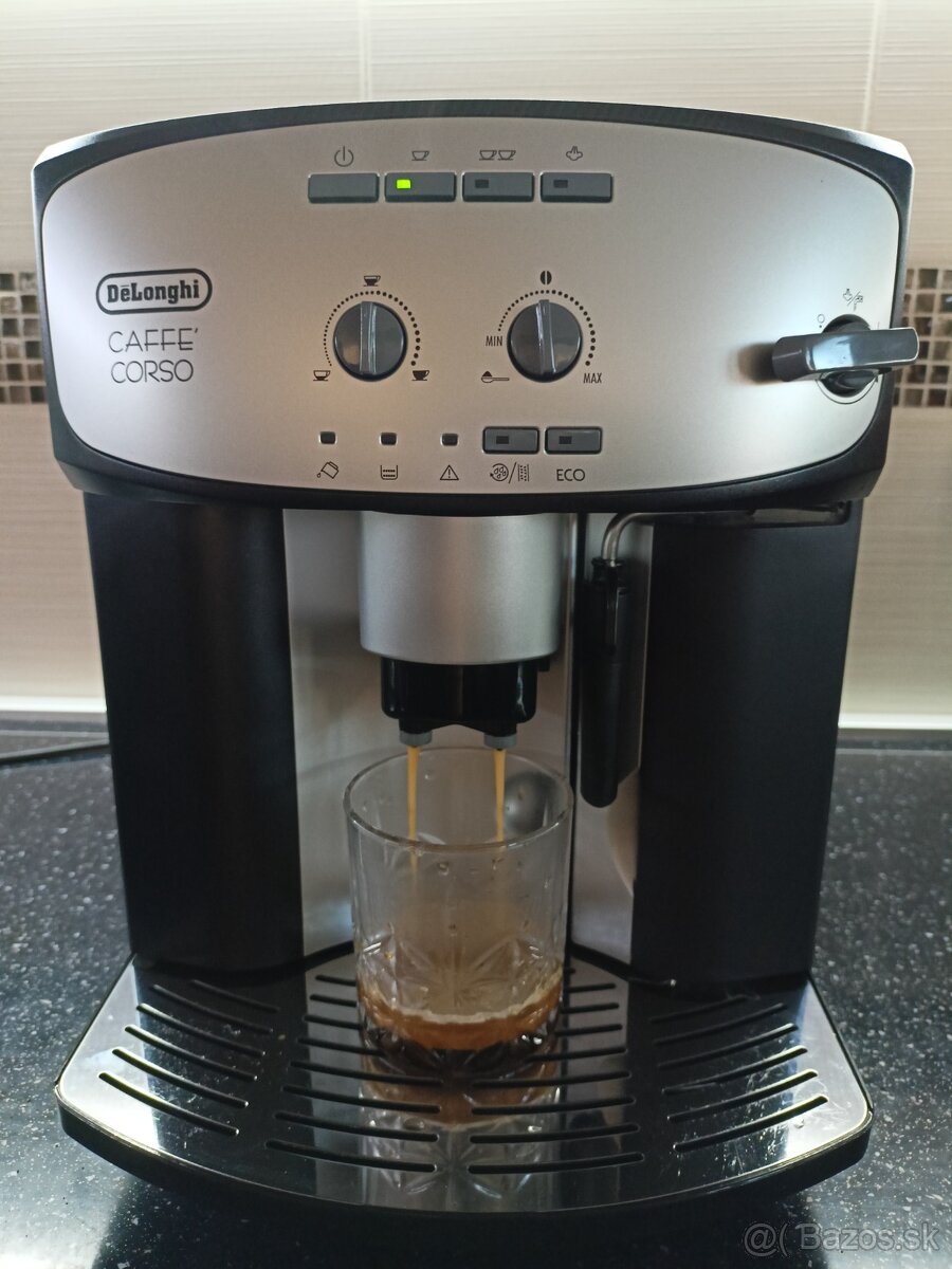 Delonghi kavovar - 2