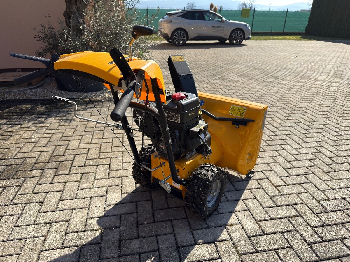 Snežná fréza - STIGA Snow Fox 205cc - 2