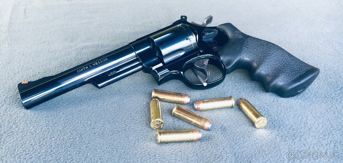 Revolver Smith&Wesson .44 Magnum - 2