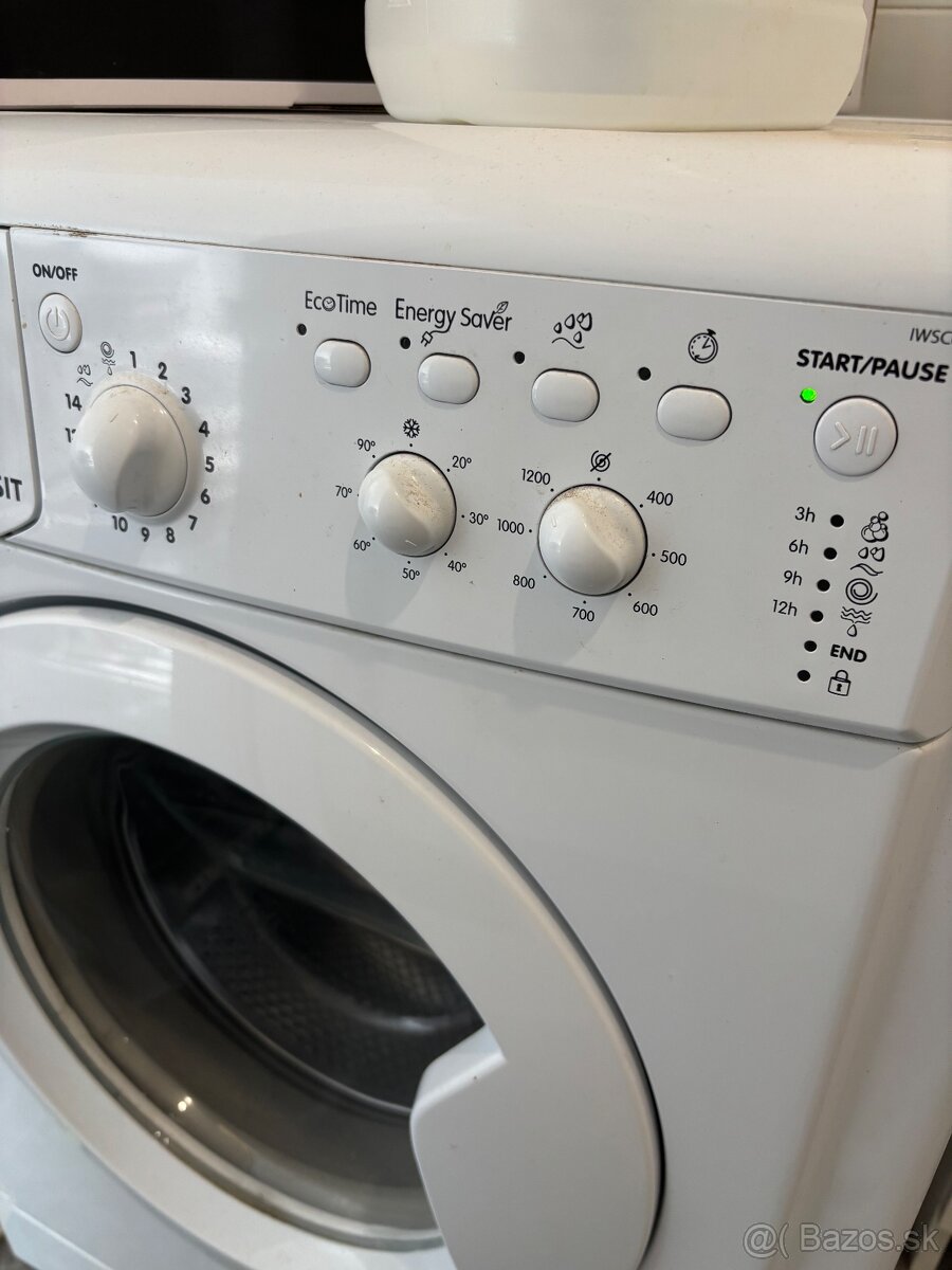 Práčka Indesit - 2