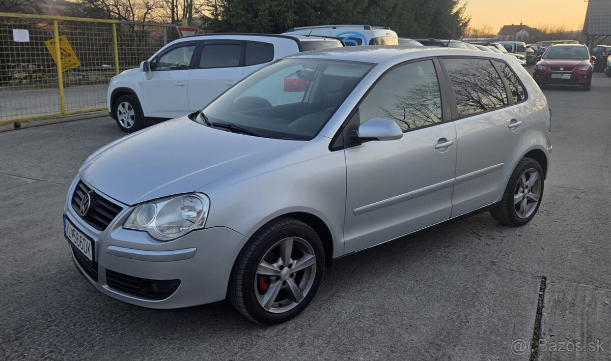 VW POLO 1,2 HTP r.v. 2005 - 2