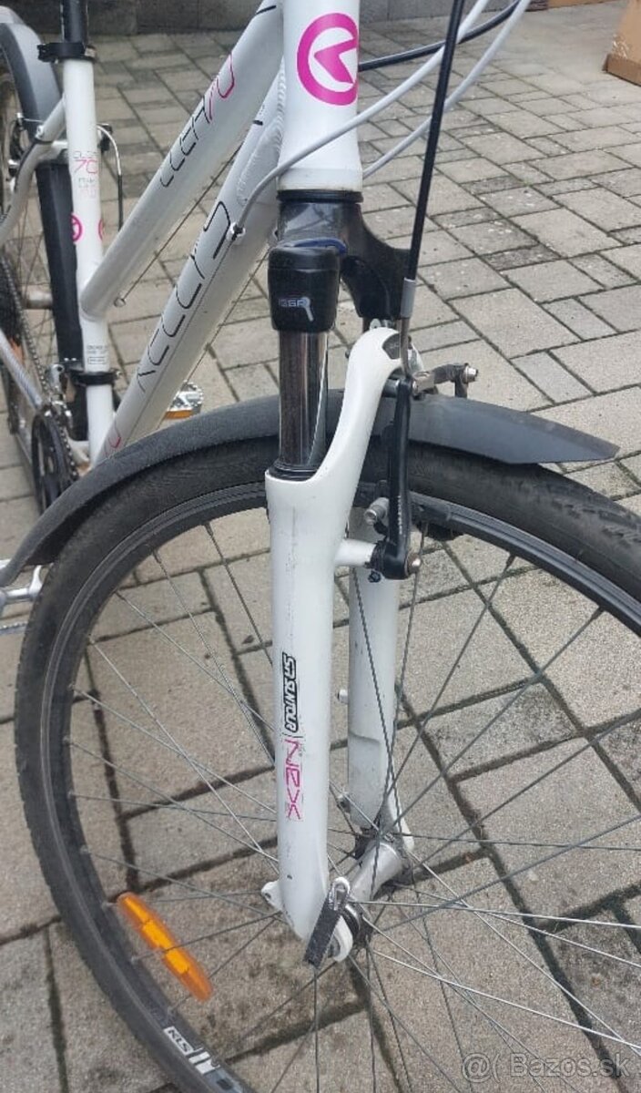 Trekový dámsky bicykel Kelys - 2