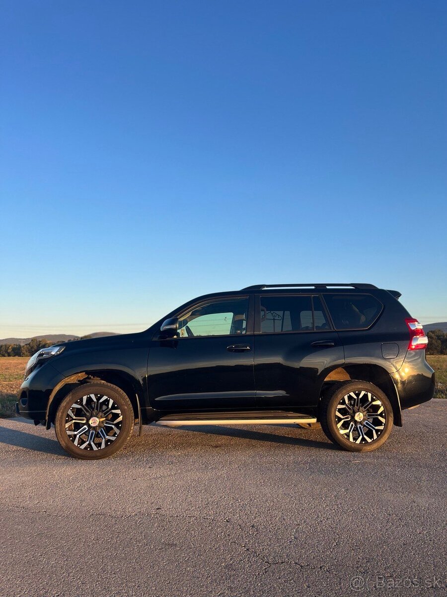 Toyota Land Cruiser 2,8D - EXECUTIVE