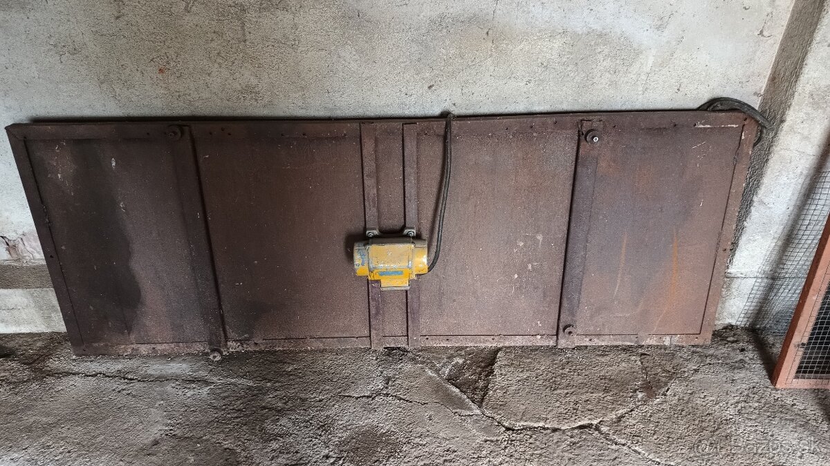 Predám vibračný stôl - 2