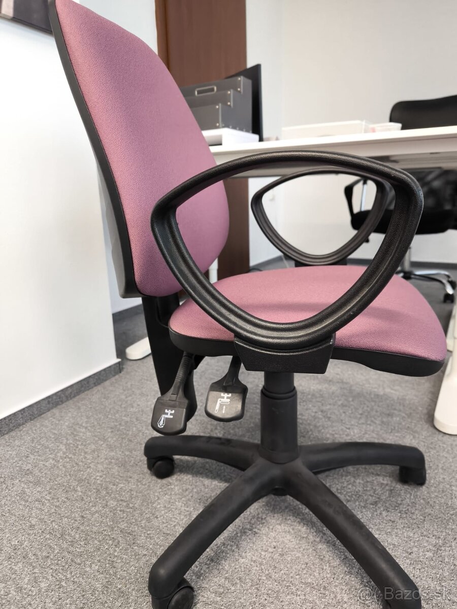 Kancelárske stoličky - 2