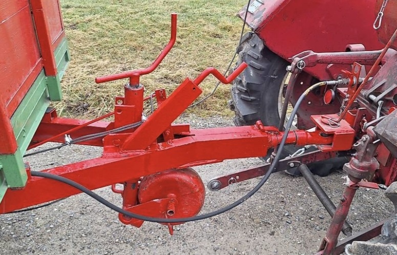 Vyklápacia vlečka sklapač - 2