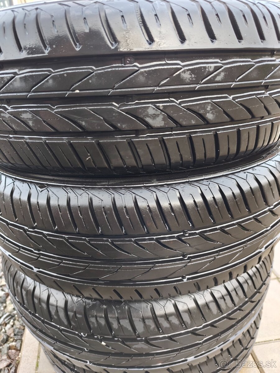 185/65R15 - 2