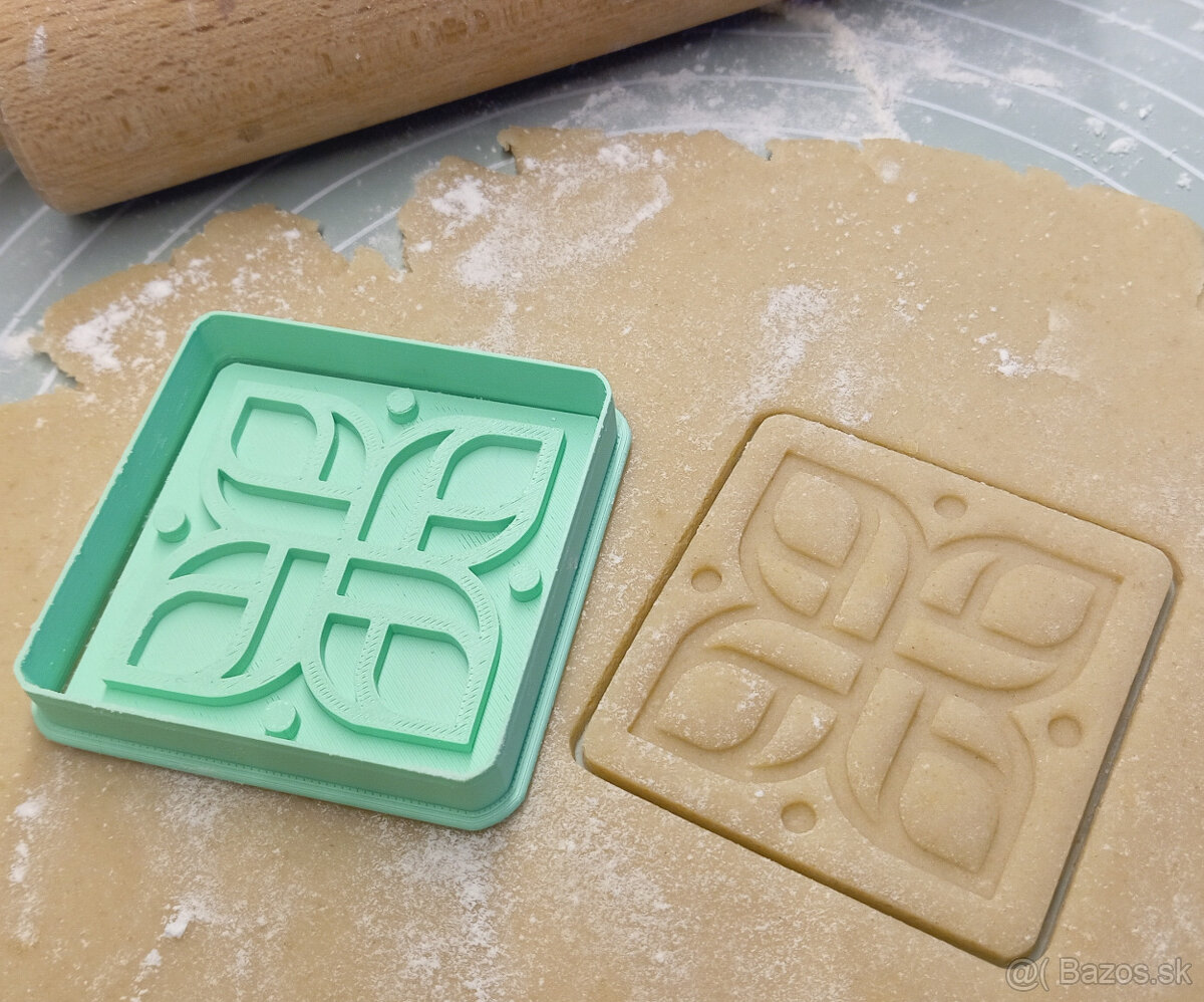 Vlastné logo ako vykrajovačka - 2