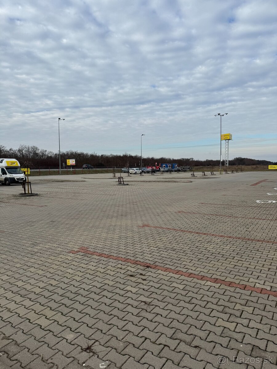 Obchodný priestor na prenájom - Michalovce - 2