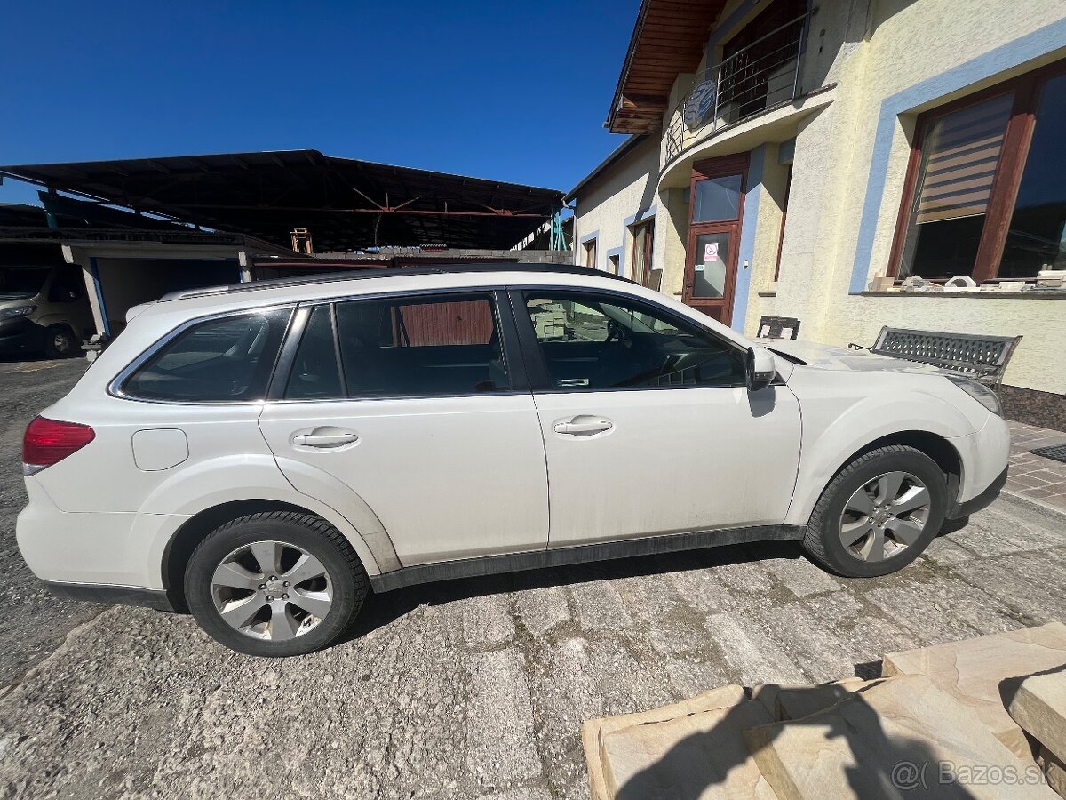 SUBARU Outback 2.0D - 2