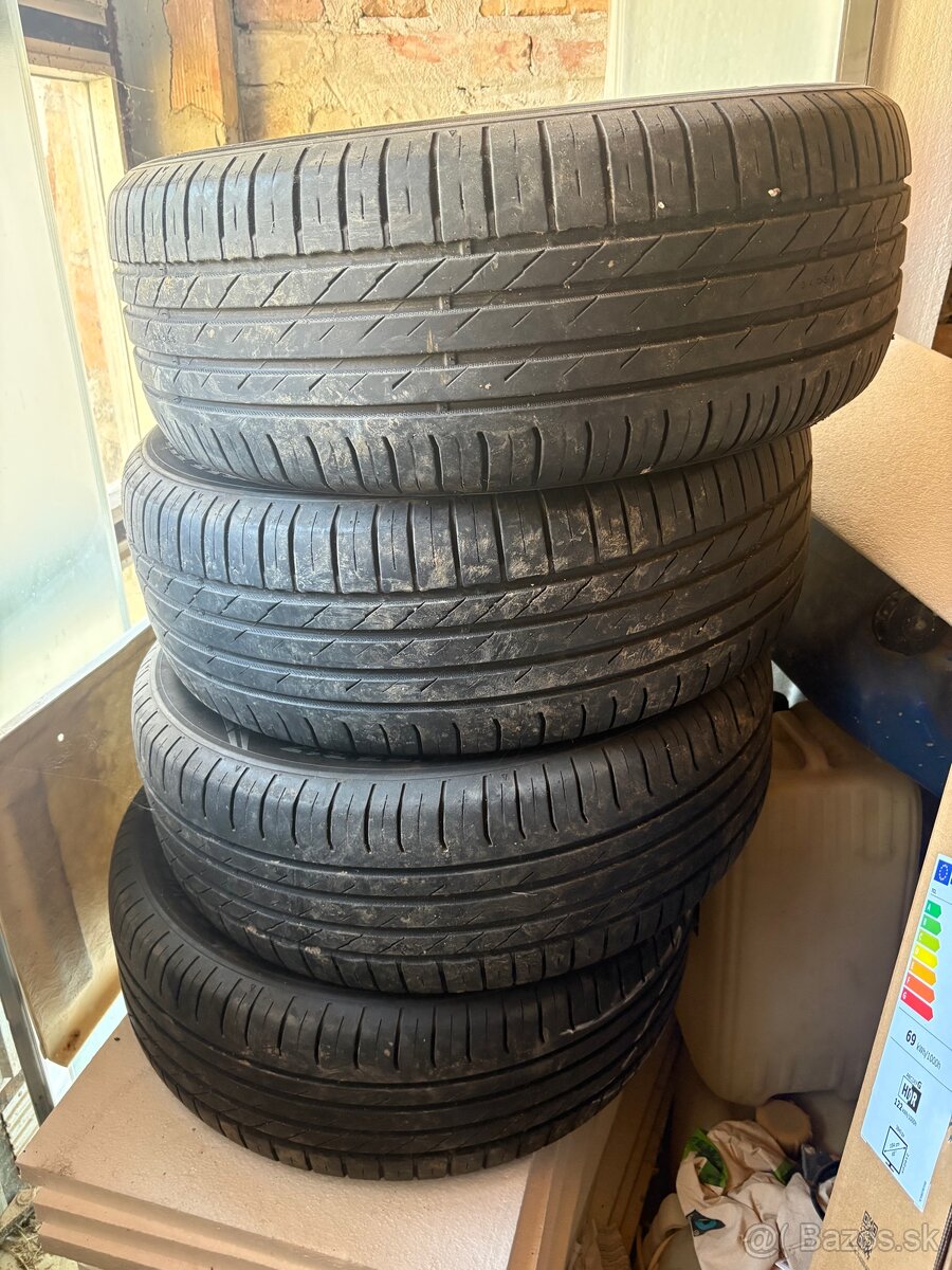 235/55 R17 Letné Pneu - 2