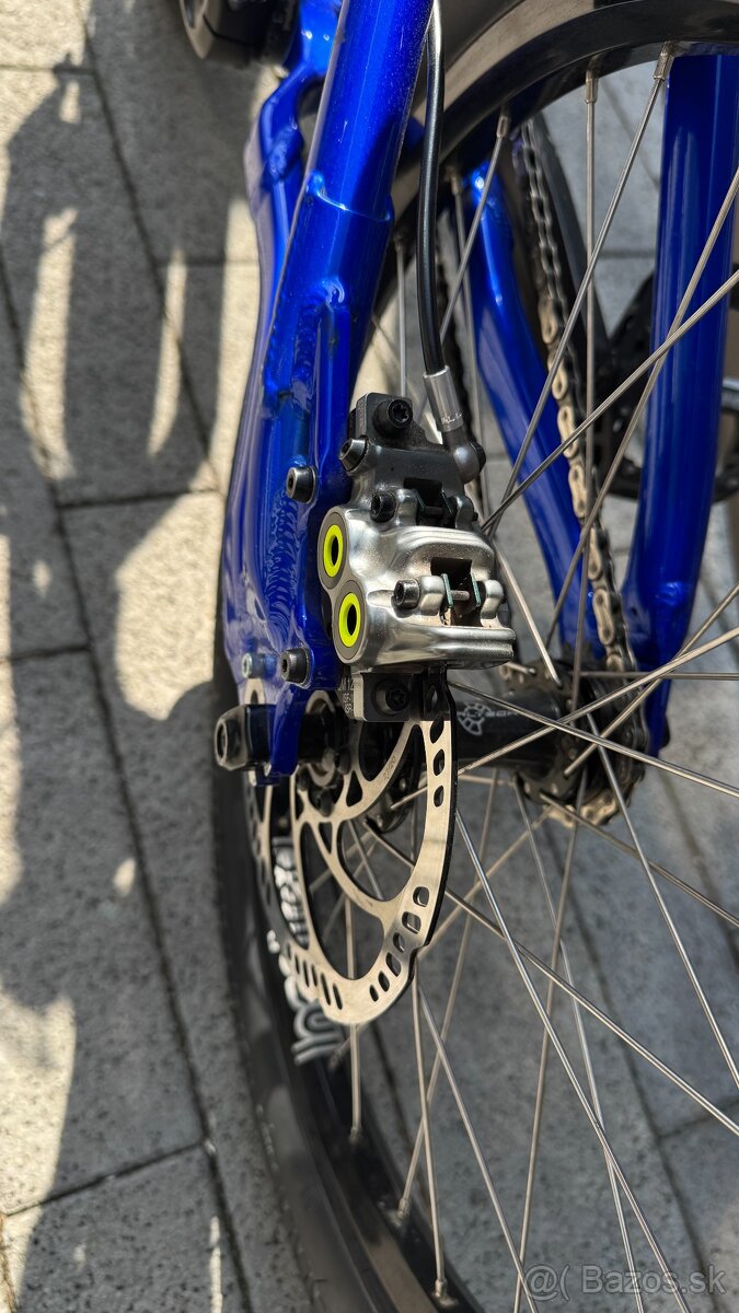 Street Trialový Bicykel Inspired Flow XP 22" - 2