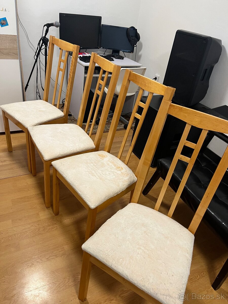 Stôl +4 stoličky - 2