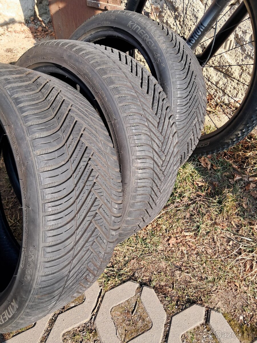 Celoročne pneu Hankook Kinergy 4S2 - 2