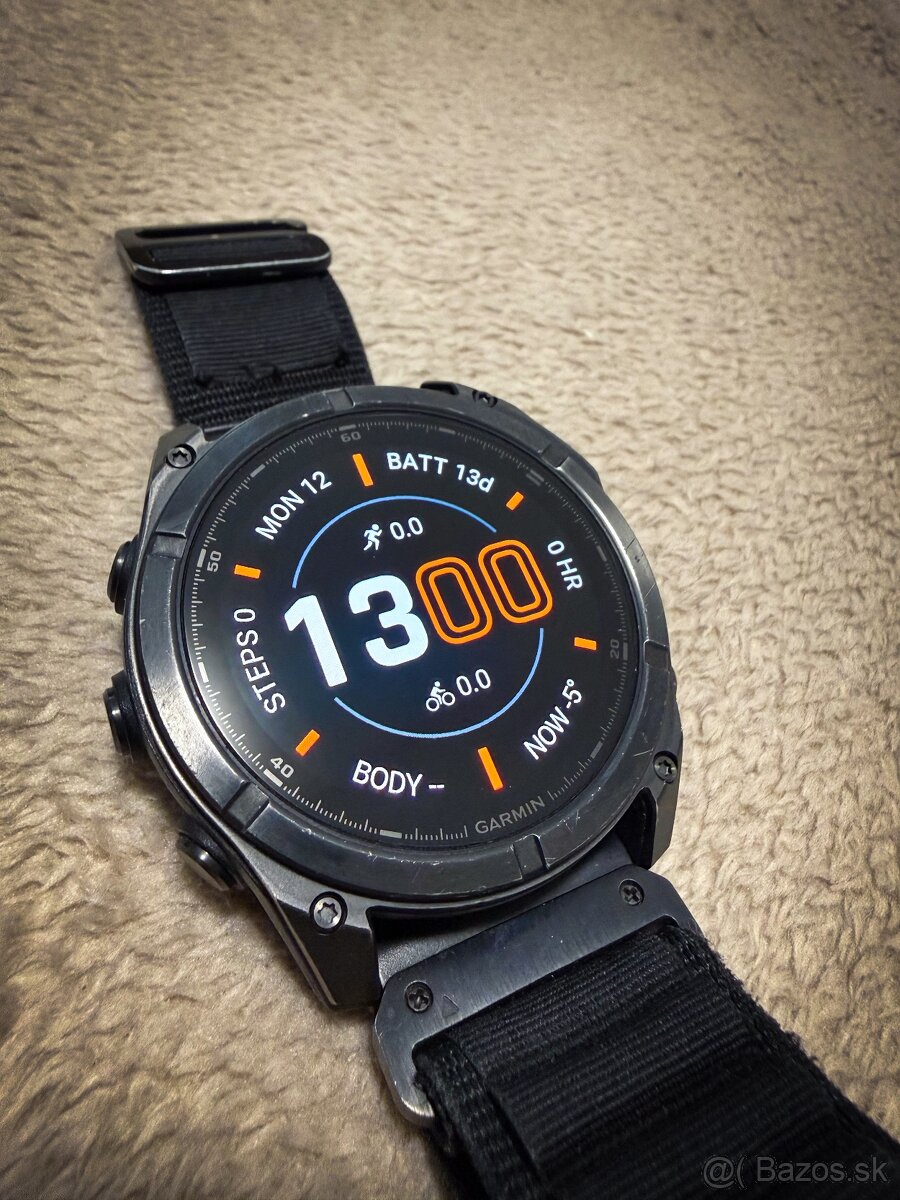 Garmin Fénix 8, 51mm AMOLED SAPPHIRE - 2