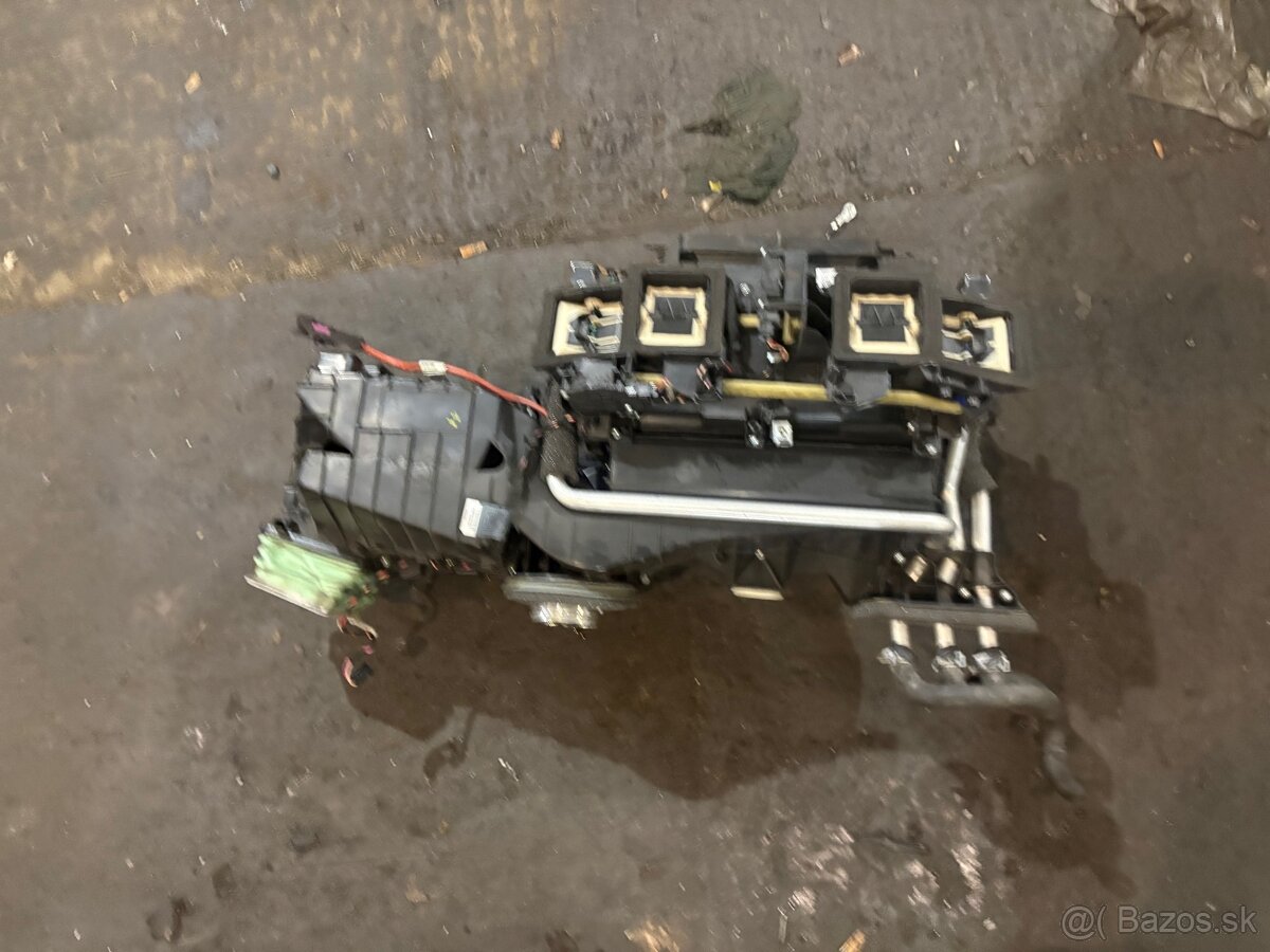 Kúrenie BMW F10/F11 - 2