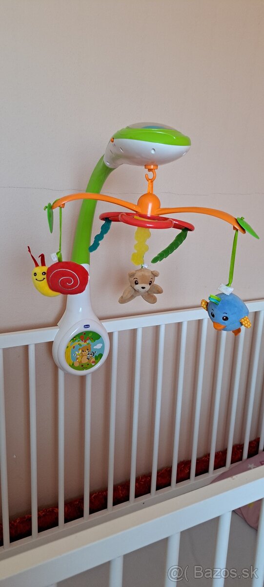 Kolotoč nad postieľku - 2