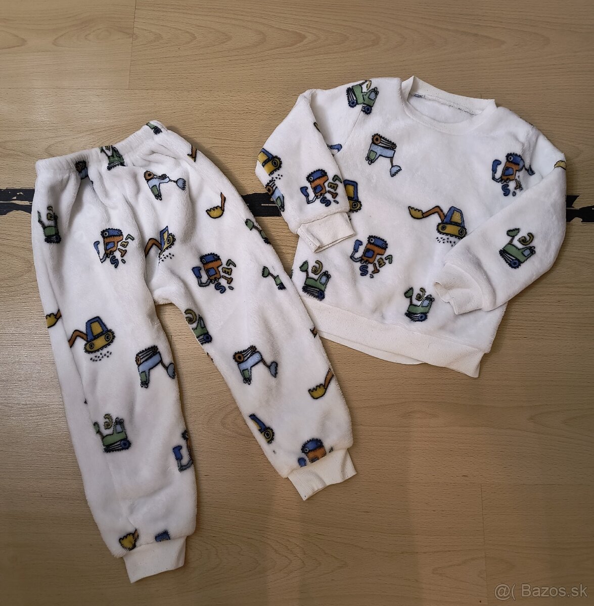 Flísove pyžamo s autami - 2
