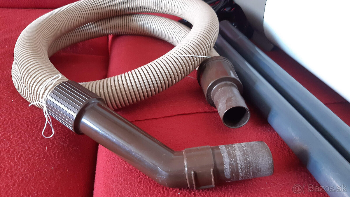 Predám vysavač ETA 402 funkčný. - 2