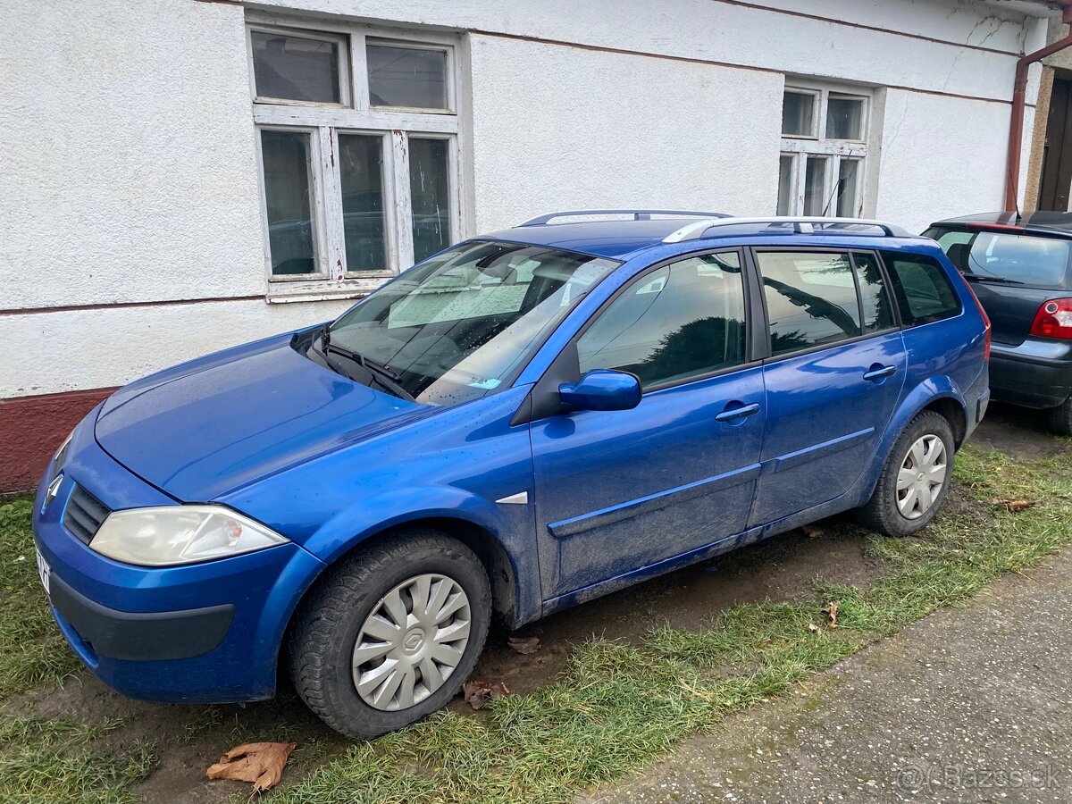 Renault - 2